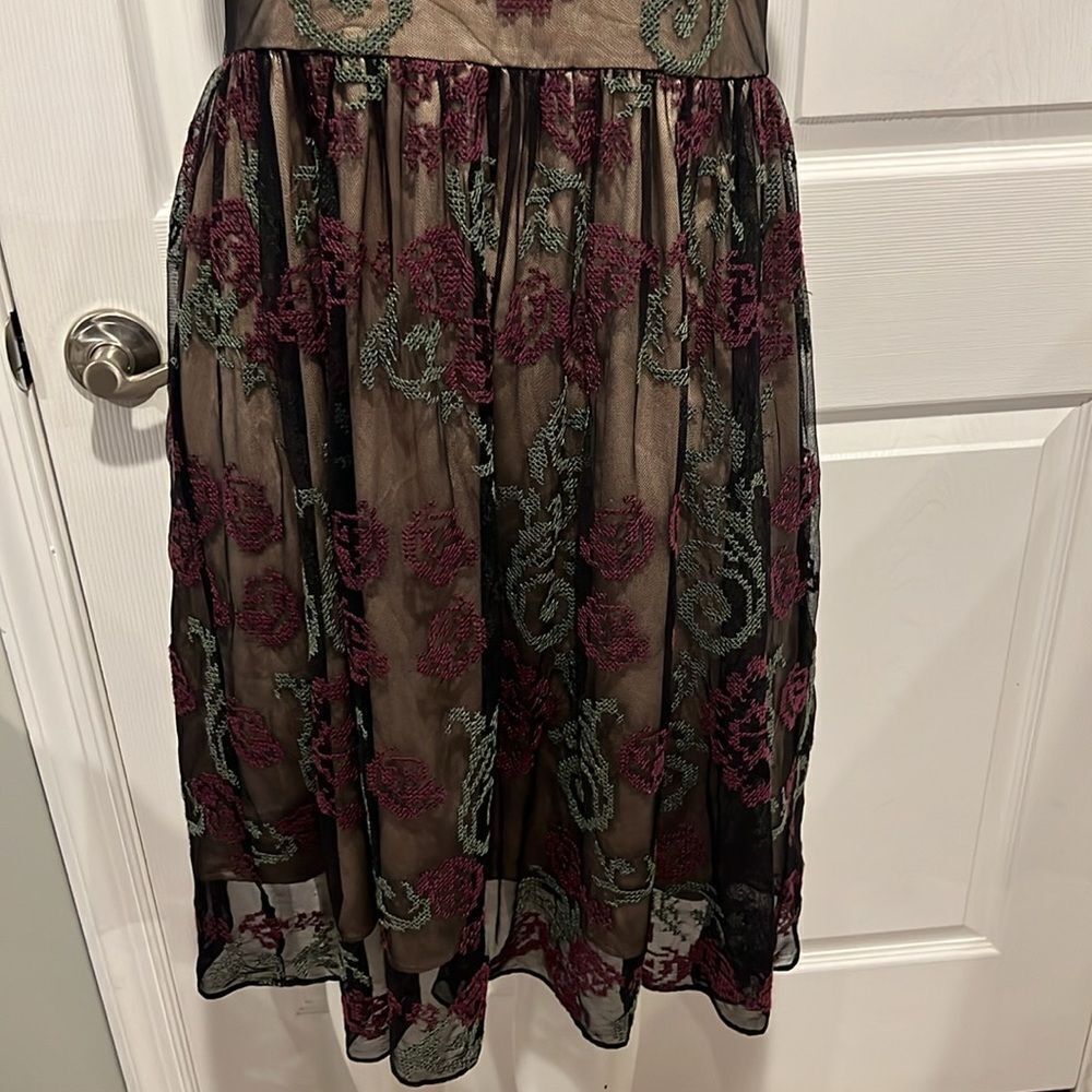 Sundance black sheer embroidered fit and flare sleeveless dress size 8 - Picture 4 of 8